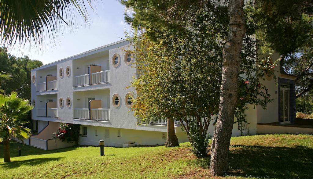 Es Pi 2 Hotel Playa Migjorn Exterior photo