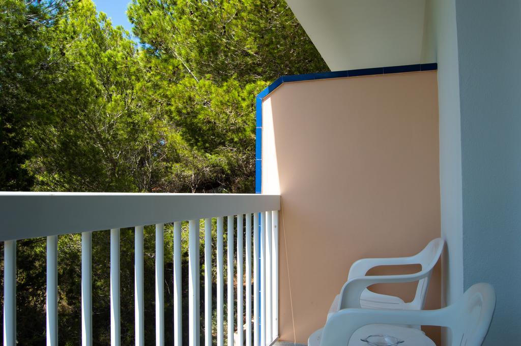 Es Pi 2 Hotel Playa Migjorn Exterior photo
